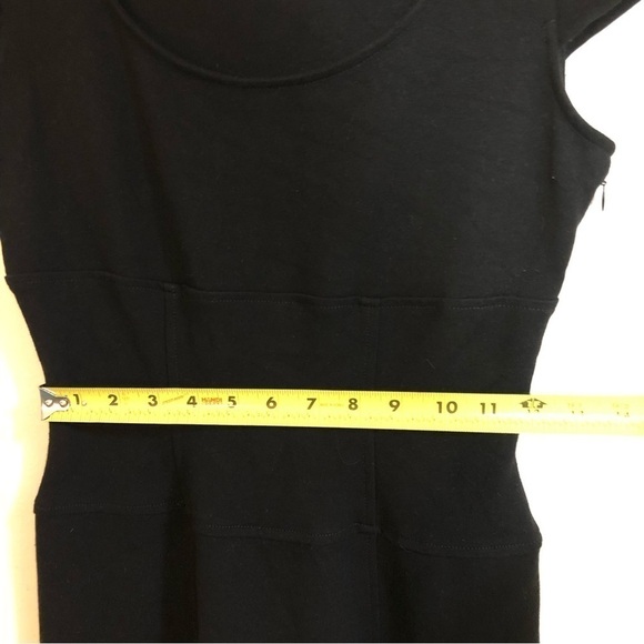 Diane Von Furstenburg Black Knit Dress Cap Sleeve Size 8 - Picture 7 of 9